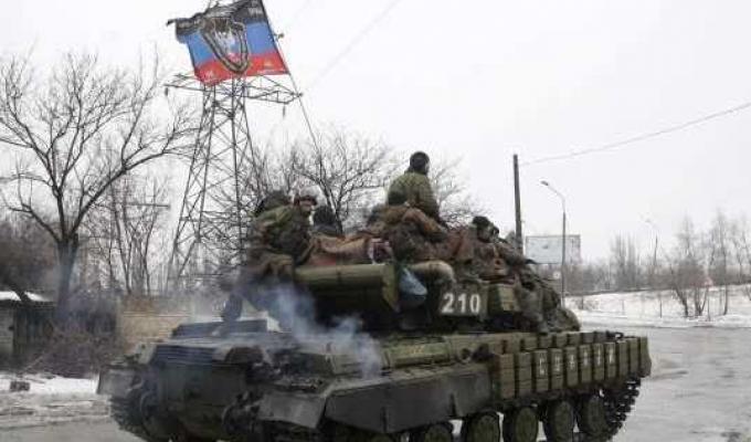 Бойовики продовжують ігнорувати Мінські угоди