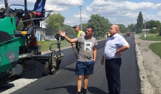 На Міловщині продовжується ремонт автомобільної дороги О130801 «Микільськ – Морозівка – Мусіївка – Бараниківка»