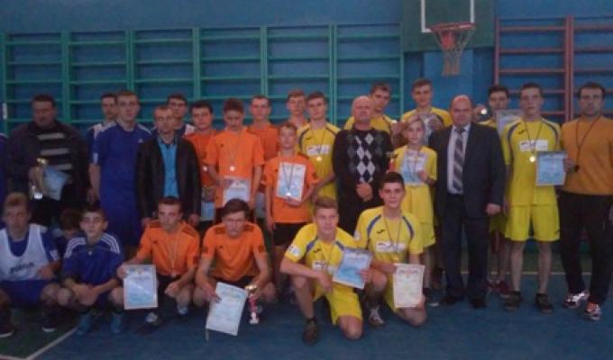 У Міловському районі відбулись районні змагання з баскетболу серед юнаків