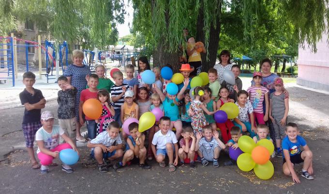 У Міловському районі відбулося урочисте закриття дитячих пришкільних таборів