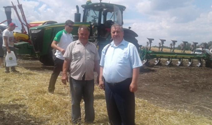 Делегація Міловського району взяла участь у Дні поля в смт Білокуракіне