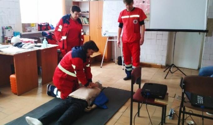 Співробітники Міловської підстанції швидкої медичної допомоги пройшли навчання  з відпрацюванням практичних навичок по первинним реанімаційним заходам
