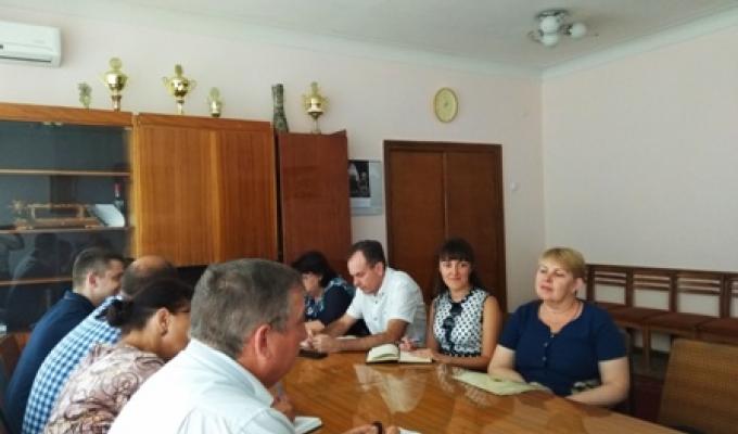 У райдержадміністрації відбулось засідання штабу з організації роботи житлово-комунального господарства та об’єктів соціального призначення в осінньо-зимовий період 2019-2020 років 