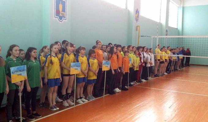 У Міловому пройшли районні спортивні змагання з волейболу серед дівчат присвячені 30- річниці виводу військ з Афганістану