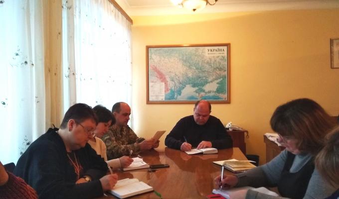 У райдержадміністрації відбулись навчальні заняття з  територіальної оборони