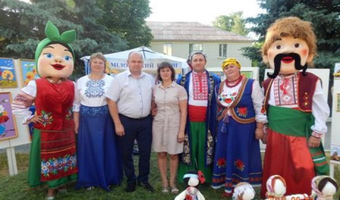 Делегація Міловського району прийняла участь в обласних урочистостях до 81-ї річниці утворення Луганської області