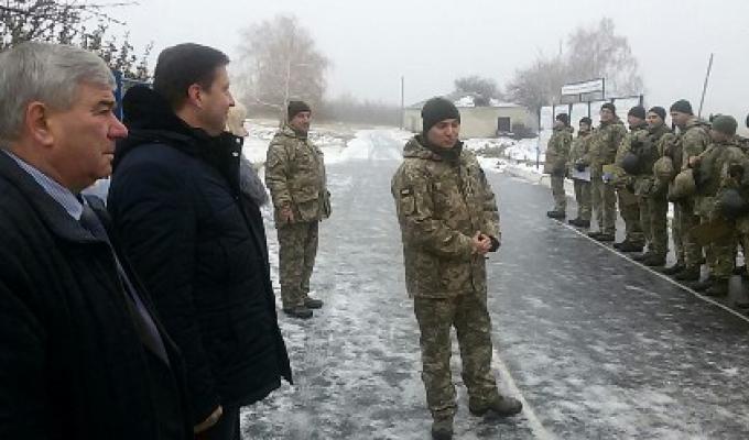 Військовослужбовців Міловщини привітали з професійним святом