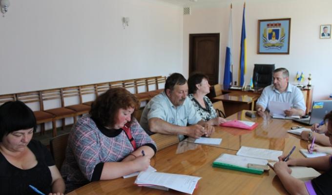 Проведено нараду з питань земель