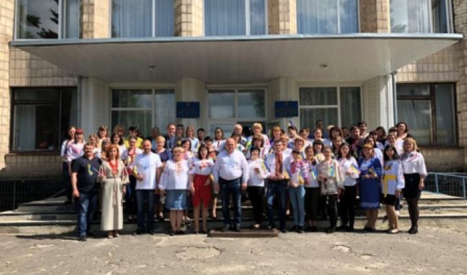 На Міловщині відзначили День вишиванки