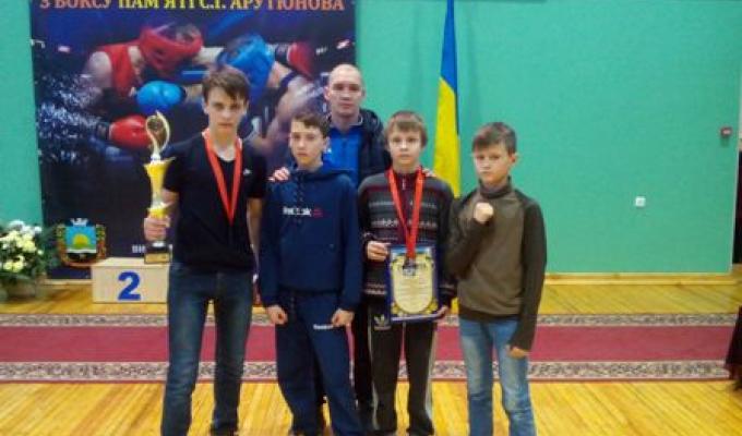 Юні боксери з Міловщини знову одержали перемогу