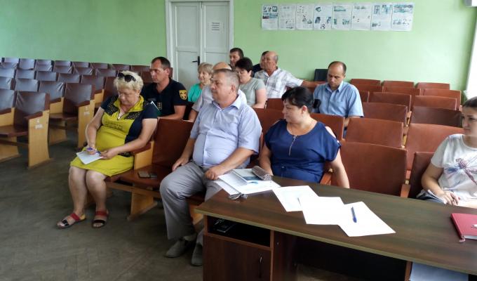 У райдержадміністрації відбулось засідання робочої групи з розгляду питань щодо якісного надання послуги водопостачання населених пунктів смт Мілове та с. Травневе 