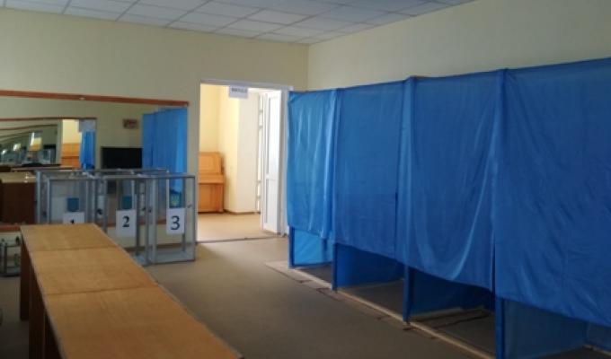 У Міловському районі проведено перевірку готовності виборчих дільниць до проведення виборів Президента України