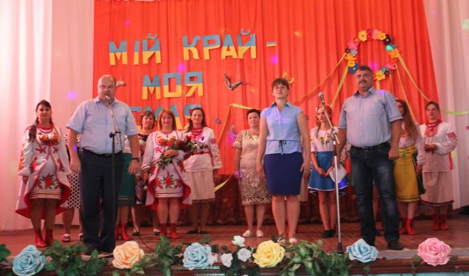 Районний огляд-конкурс народної художньої самодіяльності «Мій край – моя земля» крокує селами Міловщини