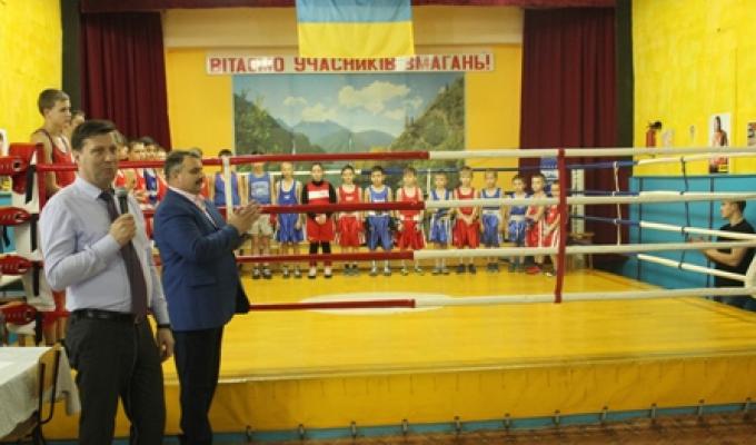 У Міловому відбулися змагання з боксу серед школярів