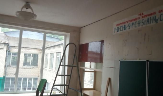 В Міловському районі активно тривають ремонтні роботи в загальноосвітніх закладах