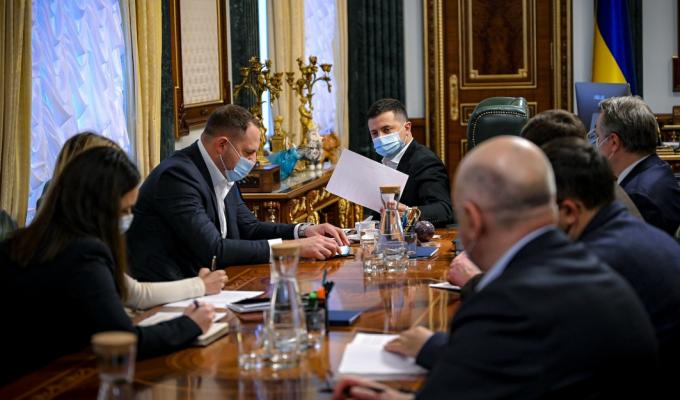 Президент дав завдання уряду якнайшвидше провести детальну комунікацію з громадськістю щодо карантинних обмежень