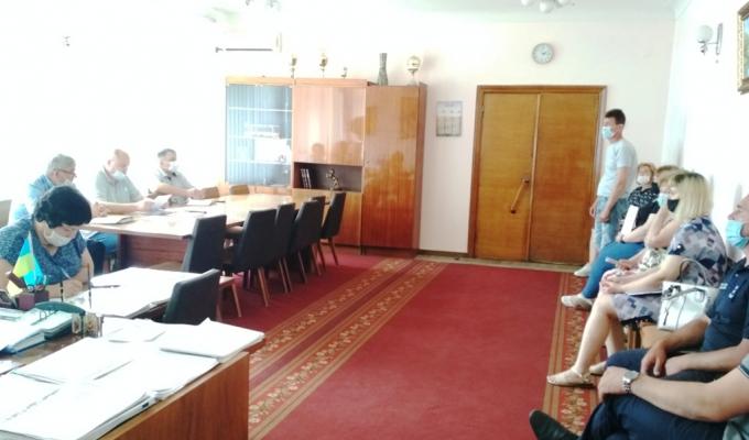 У райдержадміністрації відбулось засідання  оперативного штабу з протидії поширенню гострої респіраторної хвороби COVID-19, спричиненої коронавірусом SARS-CoV-2, на території Міловського району
