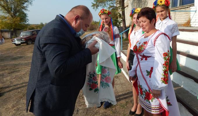 Відбувся творчий звіт Новомикільського сільського Клубу