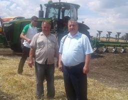 Делегація Міловського району взяла участь у Дні поля в смт Білокуракіне