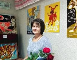 «Душі моєї політ» -  під такою назвою в Міловському краєзнавчому музеї  відкрилася виставка робіт майстрині Світлани Тріандафіліді
