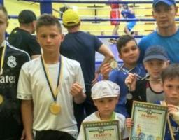 Юні боксери з Міловщини знову стали переможцями