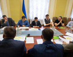 Володимир Зеленський підписав указ щодо підвищення якості доріг в Україні
