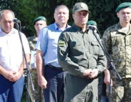 Голова райдержадміністрації Артур Король прийняв участь у вшануванні пам'яті загиблих воїнів-прикордонників на Марківщині