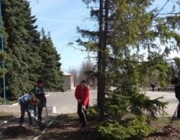 Працівники райдержадміністрації провели «санітарний» день