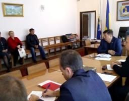 Голова райдержадміністрації Артур Король провів засідання штабу з організації роботи житлово-комунального господарства та об’єктів соціального призначення району