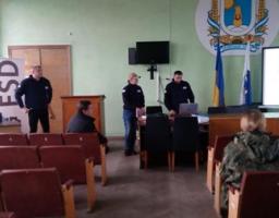 У Міловській райдержадміністрації проведено заняття з протимінної безпеки
