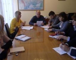 У Міловській райдержадміністрації відбулось засідання районної комісії з питань захисту прав дитини