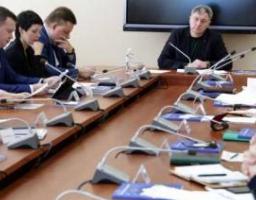 Юрій Гарбуз доручив посилити контроль за незаконним продажем алкогольних і тютюнових товарів неповнолітнім