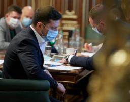 Президент – міністру охорони здоров’я: Лікарні та пацієнти повинні мати все для протидії коронавірусу