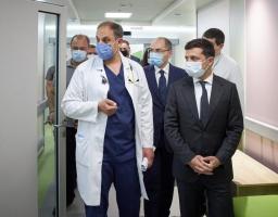 Володимир Зеленський: Медична реформа має включати покращення умов праці лікарів – сучасне обладнання та гідну зарплату